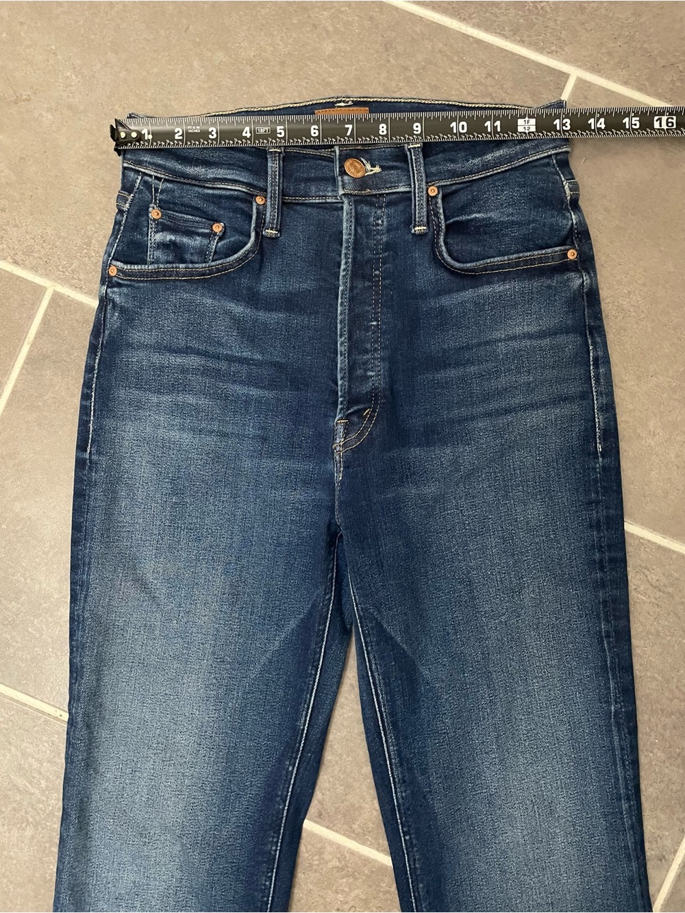 Mother The Tripper Ankle Fray Jean size 26 - Picture 4 of 12